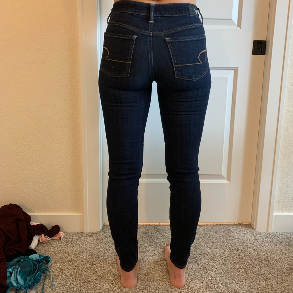 Low rise skinny jeans